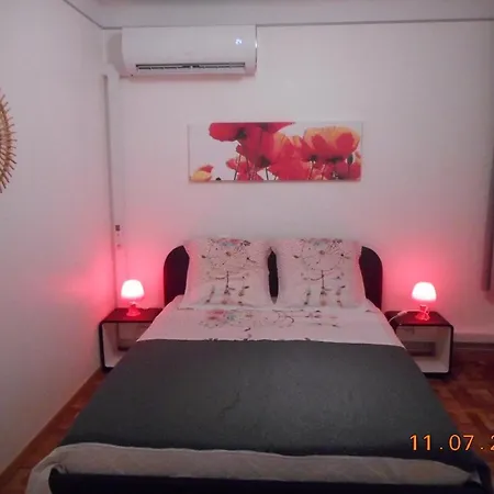 La Cigale Apartment *